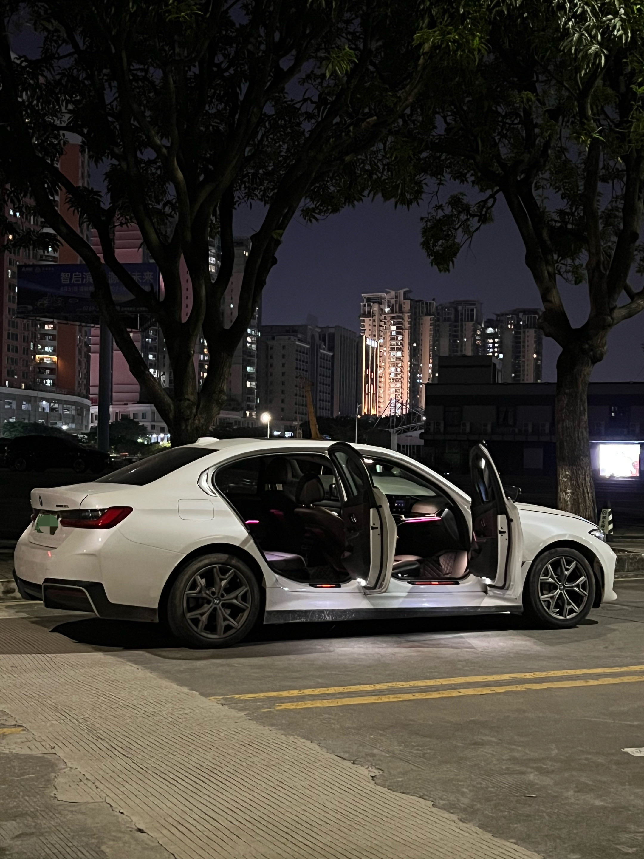 宝马i3