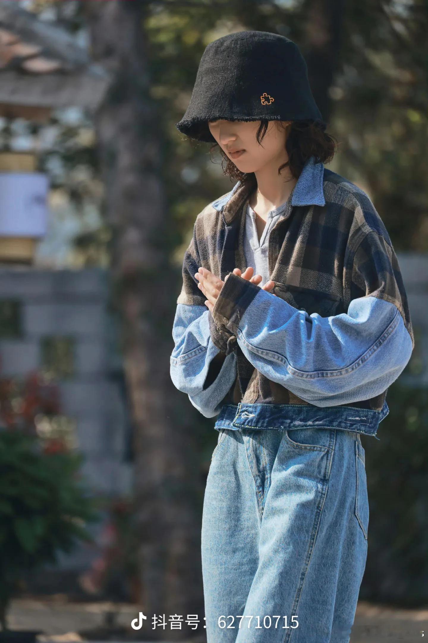 永远也忘不了张子枫那年向往的生活中的造型，青春感，少年感满满 ​