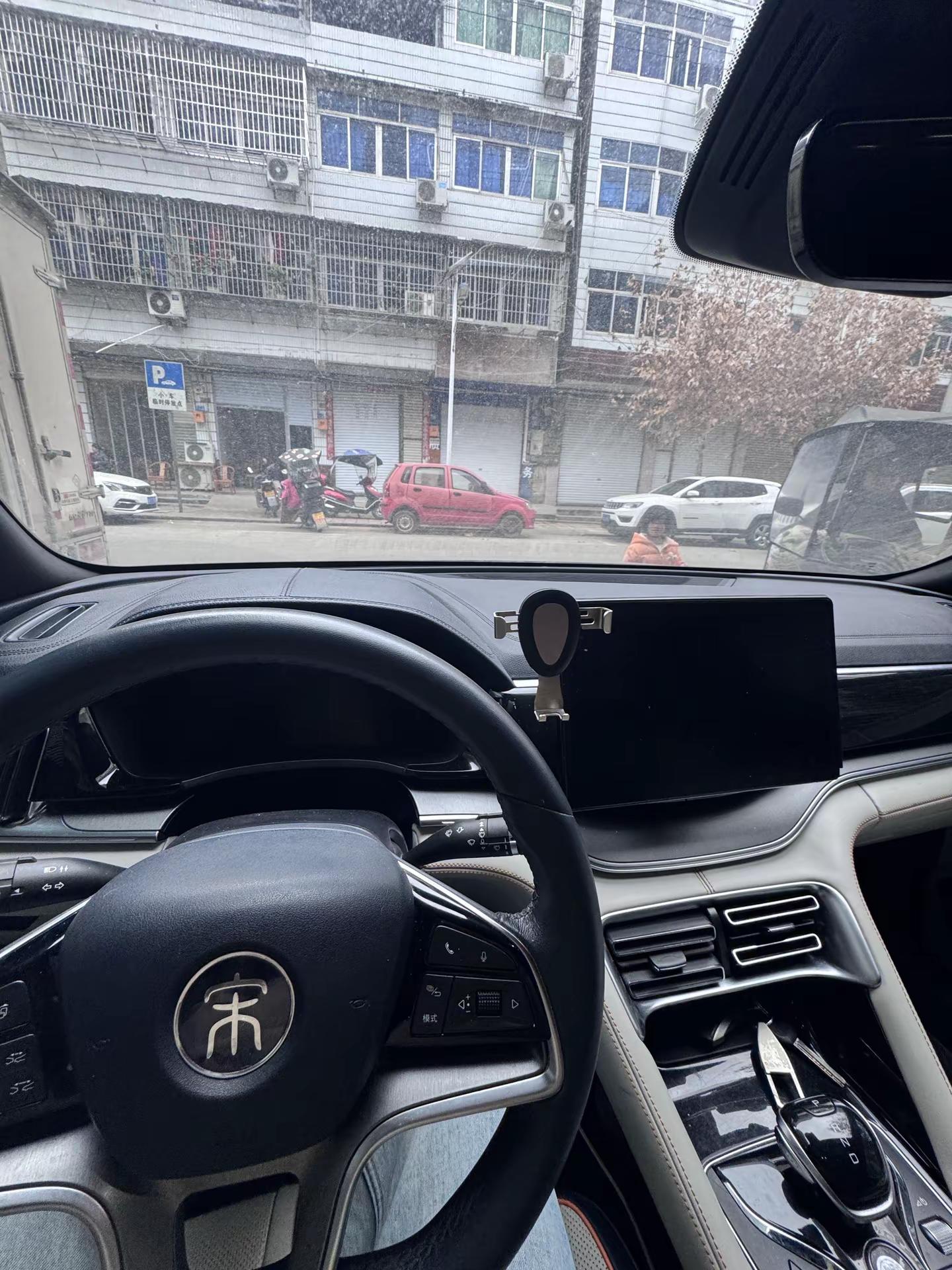 算了，和你们这些有方向盘加热的说不清楚