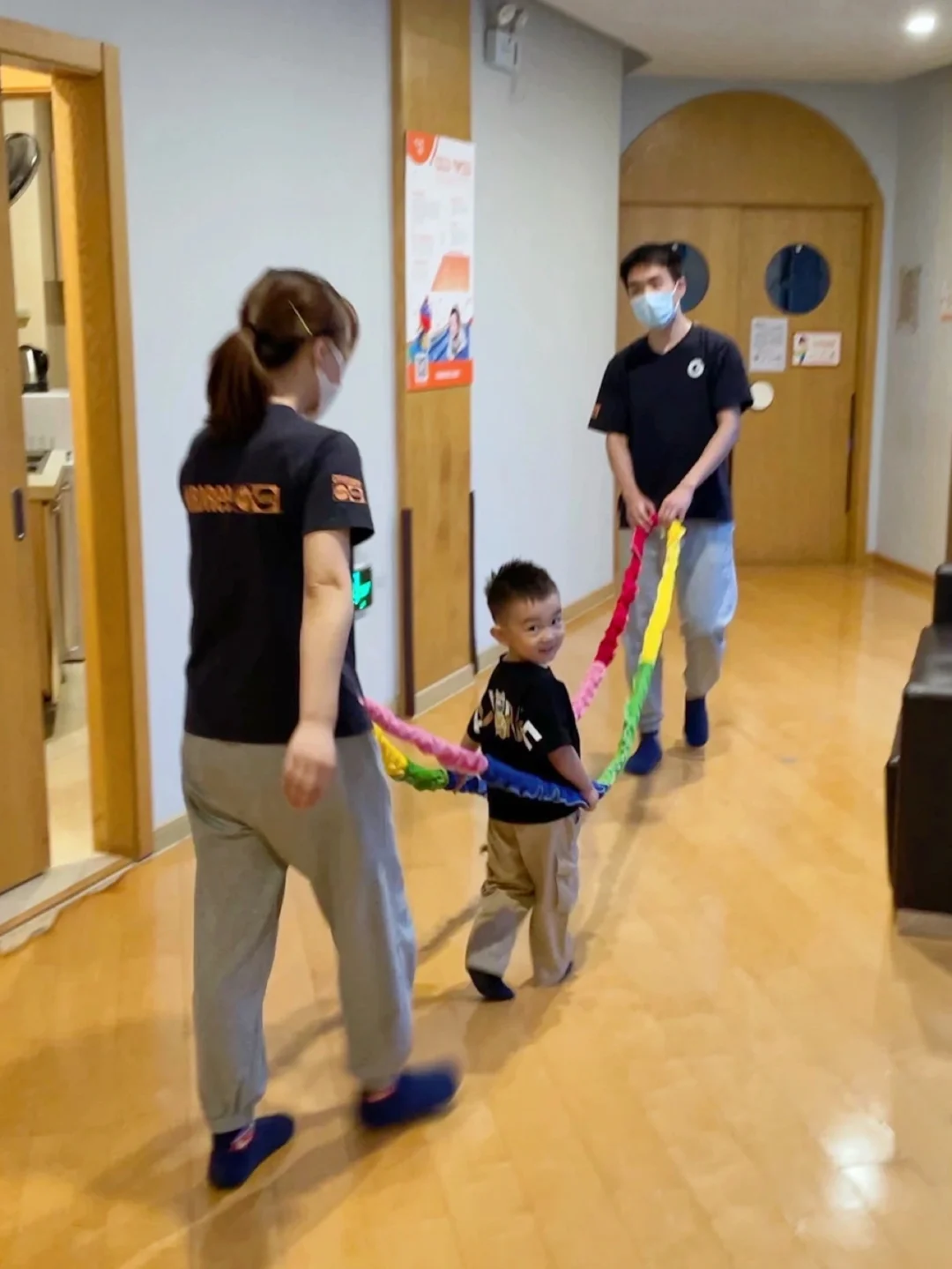 孩子用一个眼神告诉我，妈妈我长大了。