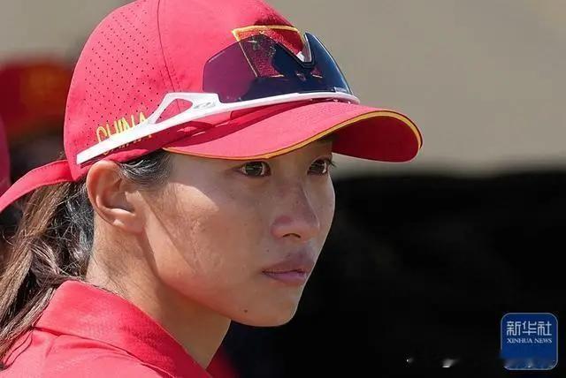 伤害性不大，侮辱性极强！中国女板未战被判负，无缘亚运四强
 
名古屋亚运会女子板球1/4决赛，中国队对阵孟加拉国，出现令人无奈的一幕。尽管天气已经放晴，但连日降雨造成场地积水，场地达不到比赛标准，比赛几经推迟后直接取消。
 
按照赛事规则，比赛无法开赛，直接参照世界排名判定胜负。孟加拉国世界排名更高