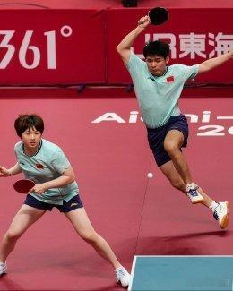 “栋曼组合”夺金、“莎头组合”无缘三连冠，国乒包揽亚运混双金银牌 ​