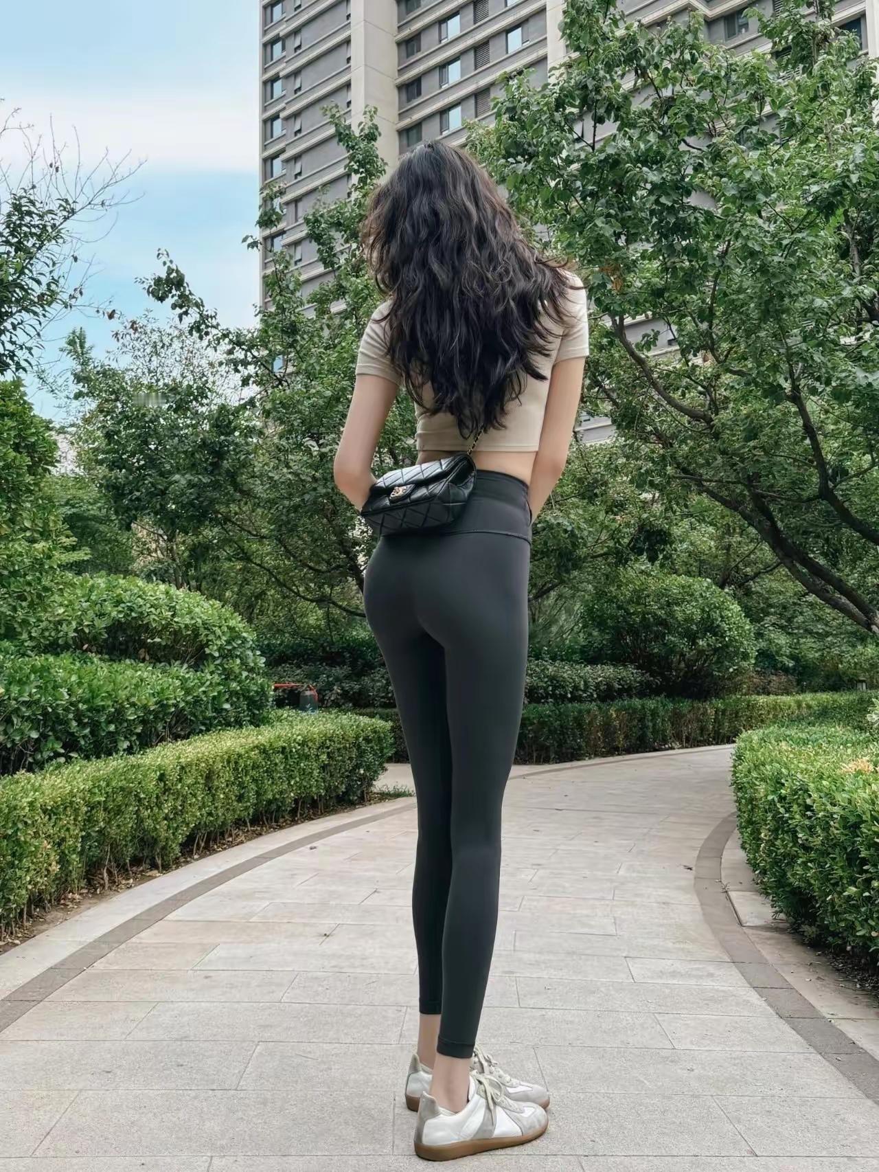 气质女神，运动装