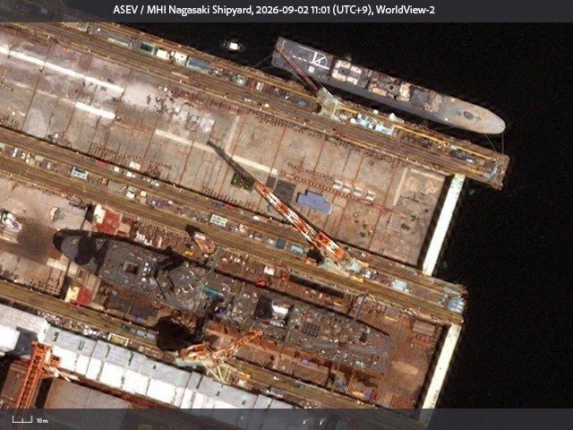 小八嘎的令和大和舰卫星图 [并不简单]

真的肥，为了把路基版SPY7装上军舰小八嘎也是挖空了心思 [笑cry]

可惜它未来必将是YJ-20、YJ-17、YJ-19等高超音速反舰导弹的战果，所谓的反导特化SPY-7宙斯盾系统和SM-3、SM-6 根本救不了它 [并不简单]

图源 B站

#烽火问鼎计划# ​