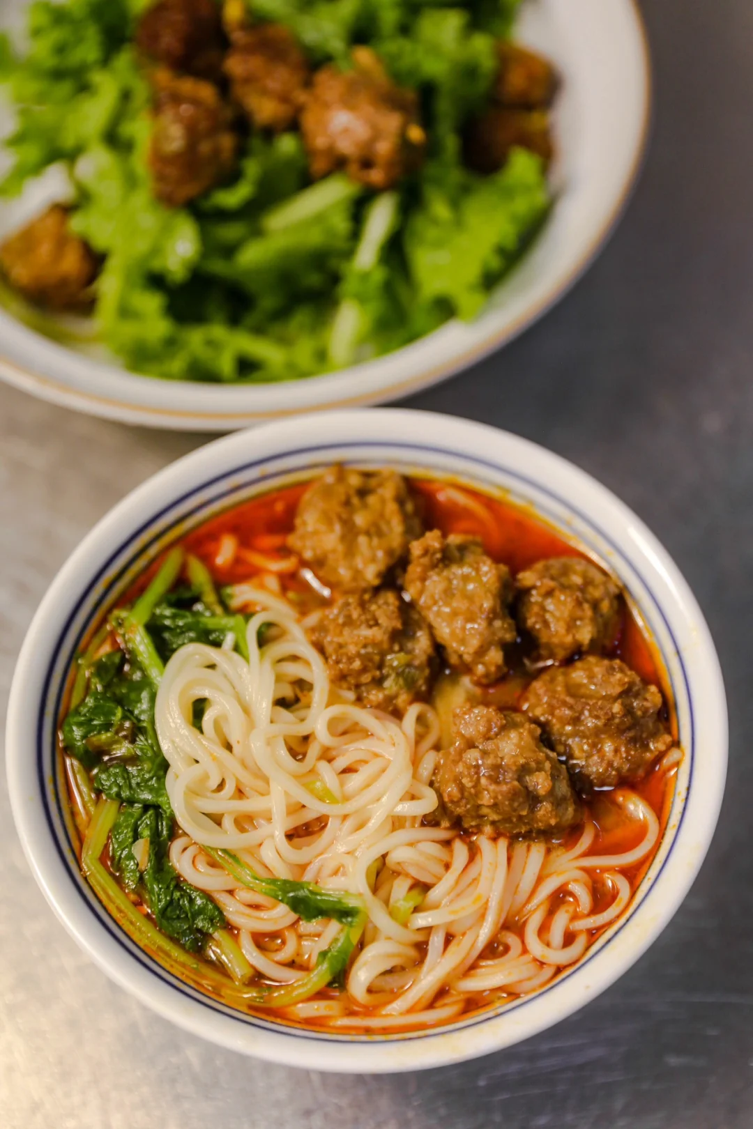 坚持做1000种面不重样（260）牛肉丸子汤面