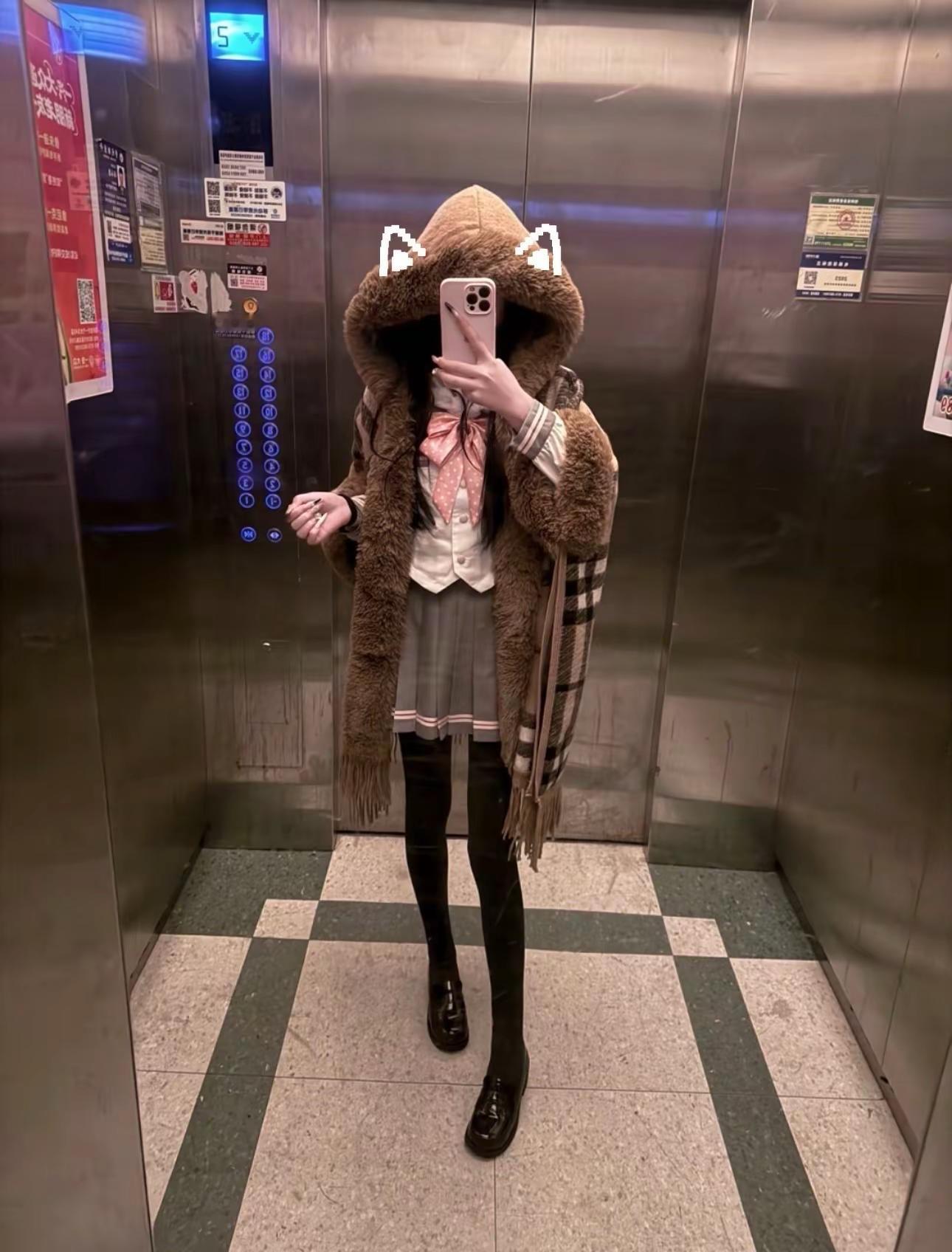 <p>厚黑美学 <!--{img:0}--><!--{img:1}--...