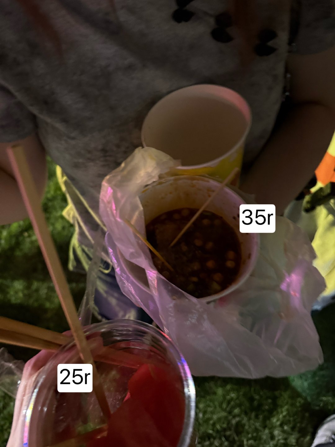 到现场见证一下最震撼的发布会 顺便跟着朋友蹭吃蹭喝 好美丽的物价[doge][嘘] ​