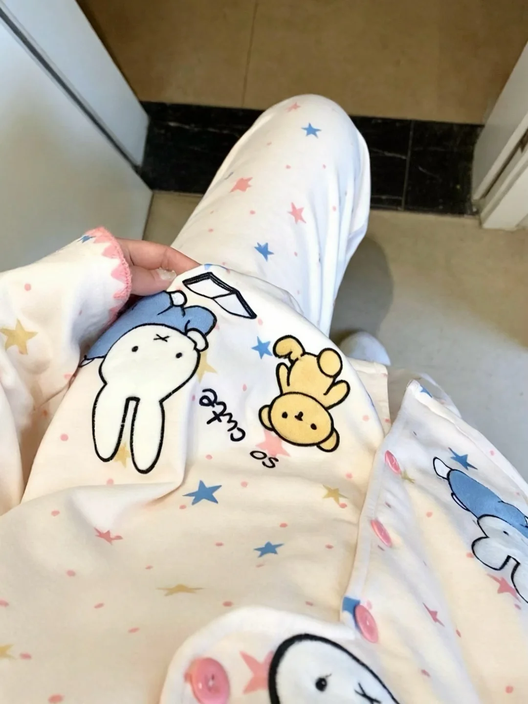 降温了…就说米菲这温暖谁能抵抗得了啊💘