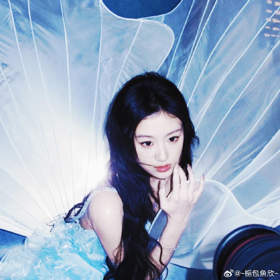 #包上恩[超话]##包上恩##青年演员包上恩# 
谁的珍珠美人鱼，快来认領！ ​