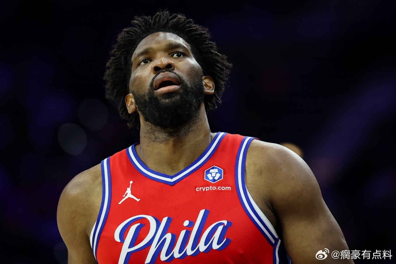 CBS名记Sam Quinn评选了当前NBA最糟糕的15份合同，76人...