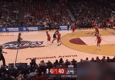 别再吹哈登晃倒巴恩斯了，跟8年前那一球比，这次简直是“文明执法”。 ...