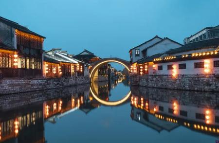 很多人对人情世故有误解，觉得就是送礼拍马、做人圆滑。其实，人情是人之常...