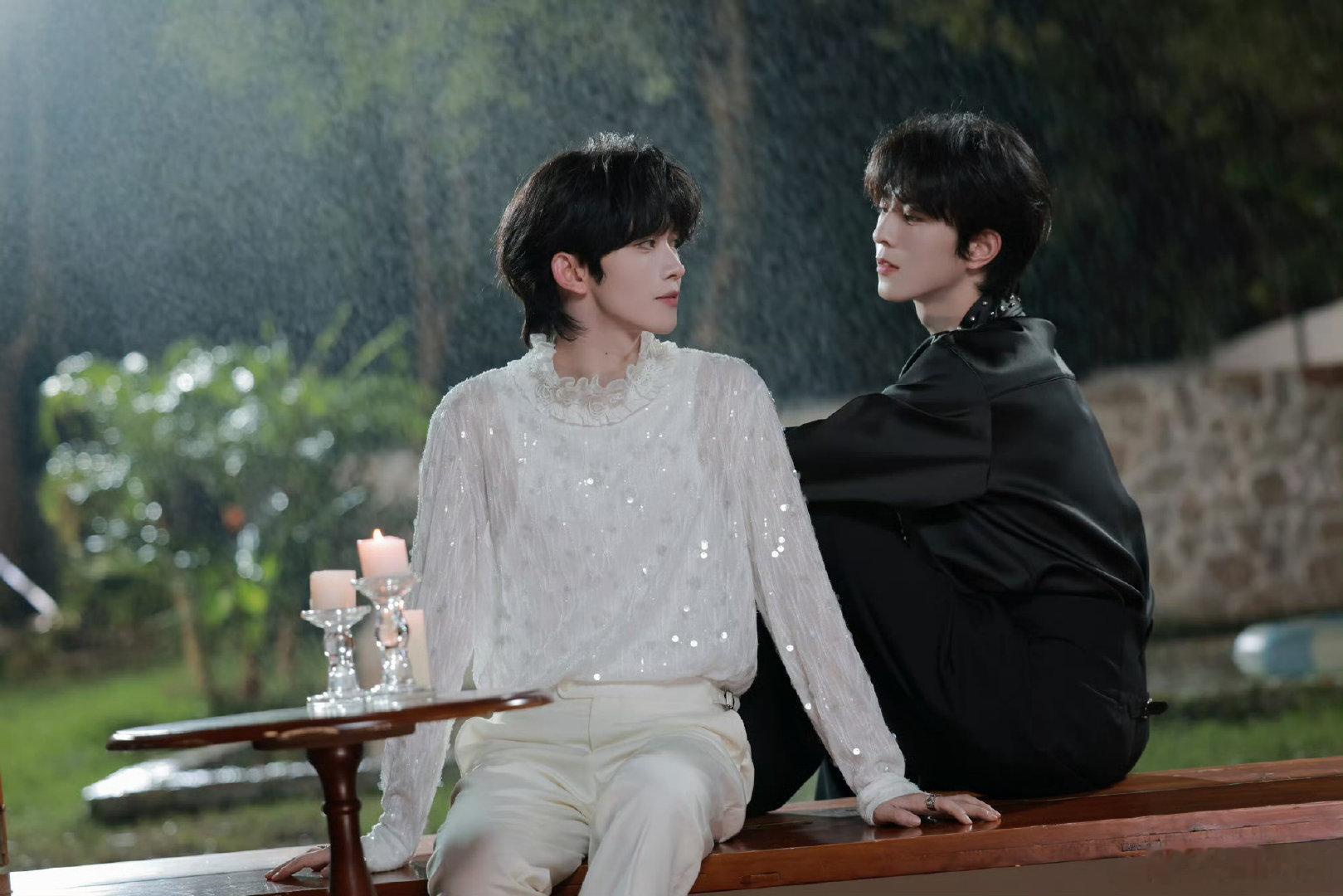 #星有千千杰[超话]#💜  #黄星邱鼎杰# 

🪐The love that comes only once in a lifetime exists only for Huang Xing and Qiu Dingjie💜

​