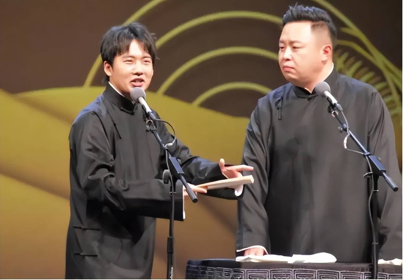 阎鹤祥：“我不想做太子妃，我想当相声皇后。”
郭麒麟：“拉倒吧，相声皇后那是我师父。”
阎鹤祥：“你当皇帝，我不就是皇后了吗？”
郭麒麟：“志不在此。何况胤礽当了37年太子，还不是两度被废。我想拍电影！”
阎鹤祥：“师父大爷他们不也拍电影吗？”
郭麒麟：“他们拍的那都是啥玩意儿，师父还好，我爸不是被