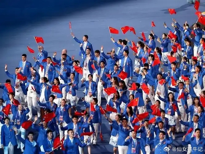 139金！中国队在日本疯狂收割，截至9月29日下午17:00名古屋亚运会已累计诞生不到300枚总金牌，中国拿走139枚，日本43、韩国24，东道主主场也没挡住，日韩印都惊呆了。

说实话，我第一次看到这个数字的时候愣了一下。

不是中国拿了多少让我愣，而是日本43这个数——名古屋亚运会是日本主场，整个亚运 ​