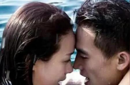 马思纯和欧豪，这对曾经的金童玉女，在视界大会上被拍到了隔三排座位的尴尬...