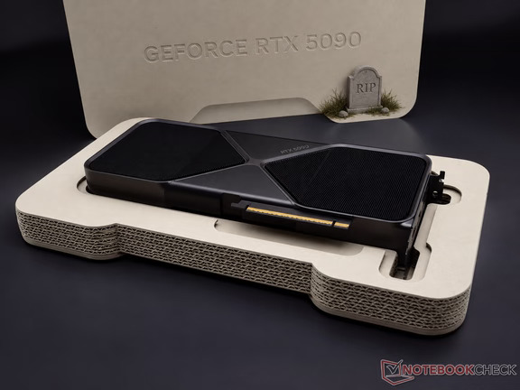 为保专业卡，英伟达断供RTX 5090