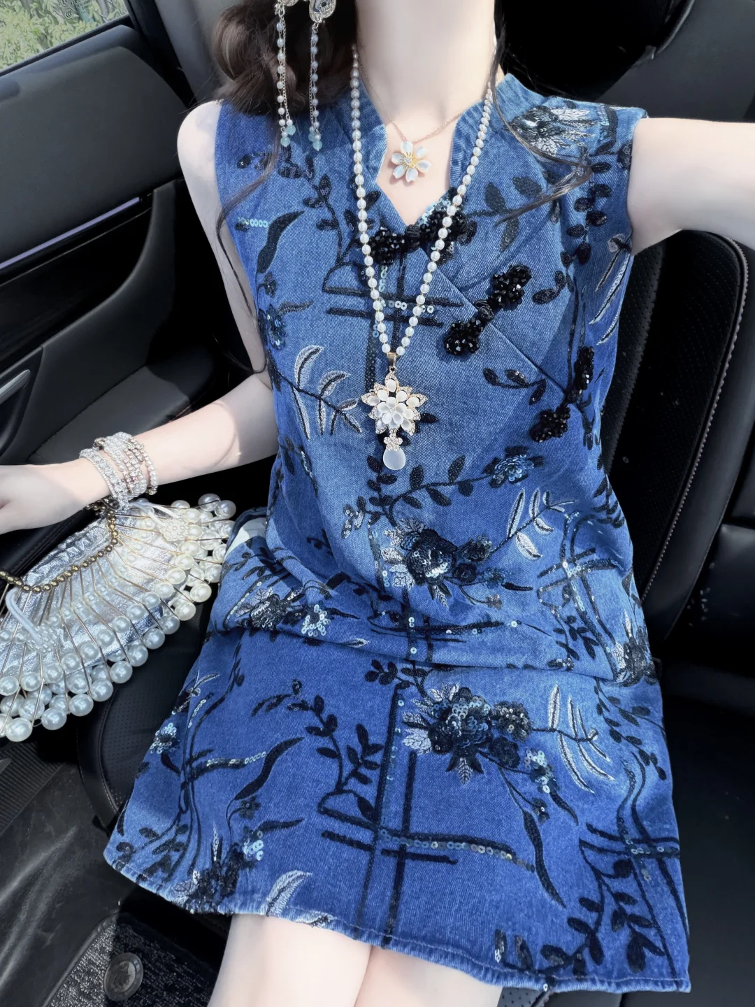 看起来贵贵的一套！！牛仔新中式～🫧💙