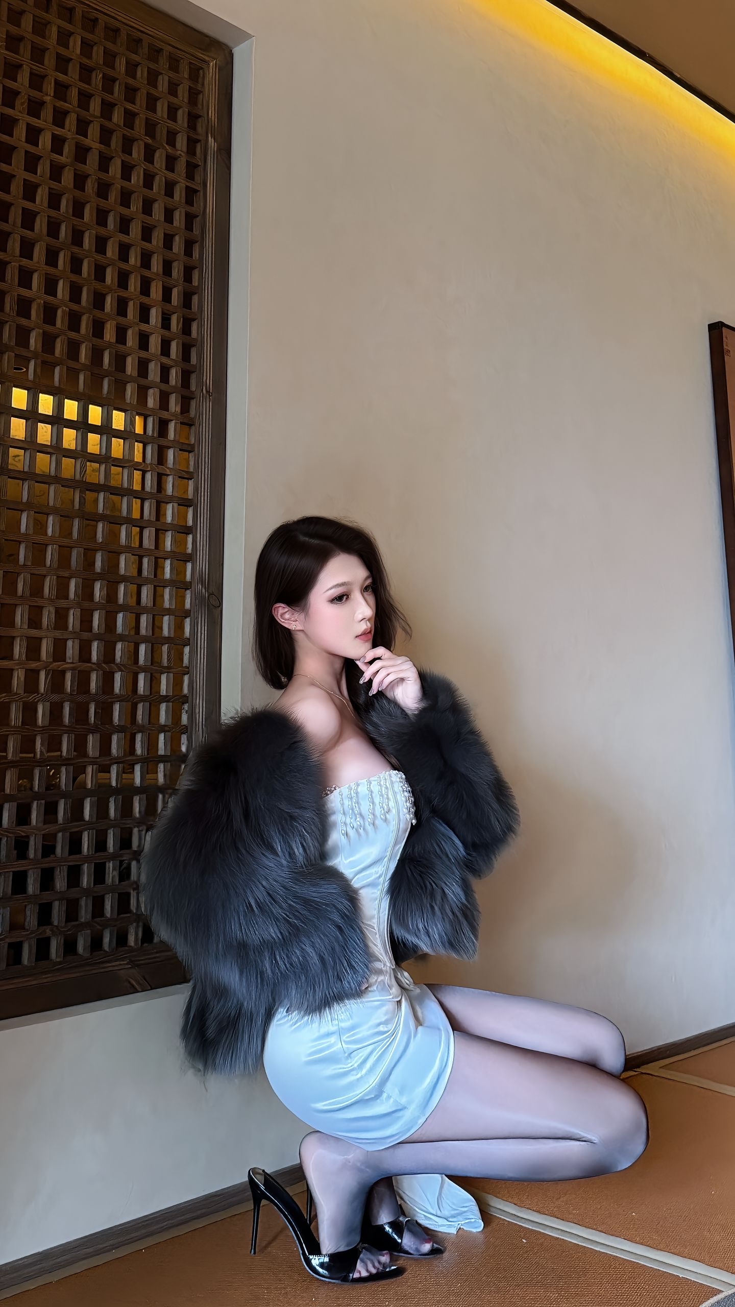 都市御姐风爆火：质感穿搭藏着女性自信密码  御姐风之所以成为都市女性的...