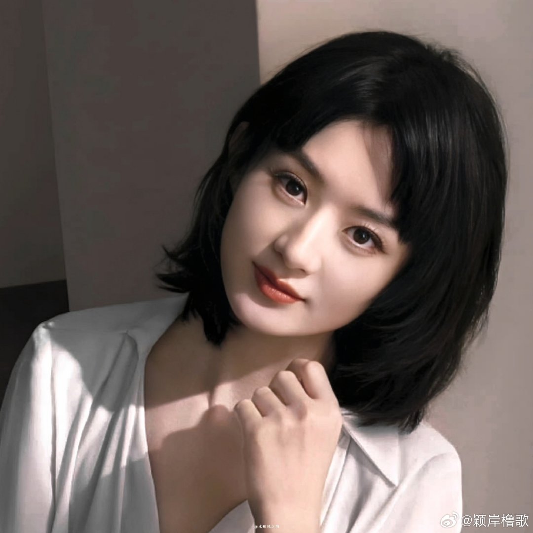 #赵丽颖[超话]# 
你是我忙碌世界中最憧憬的样子 ​