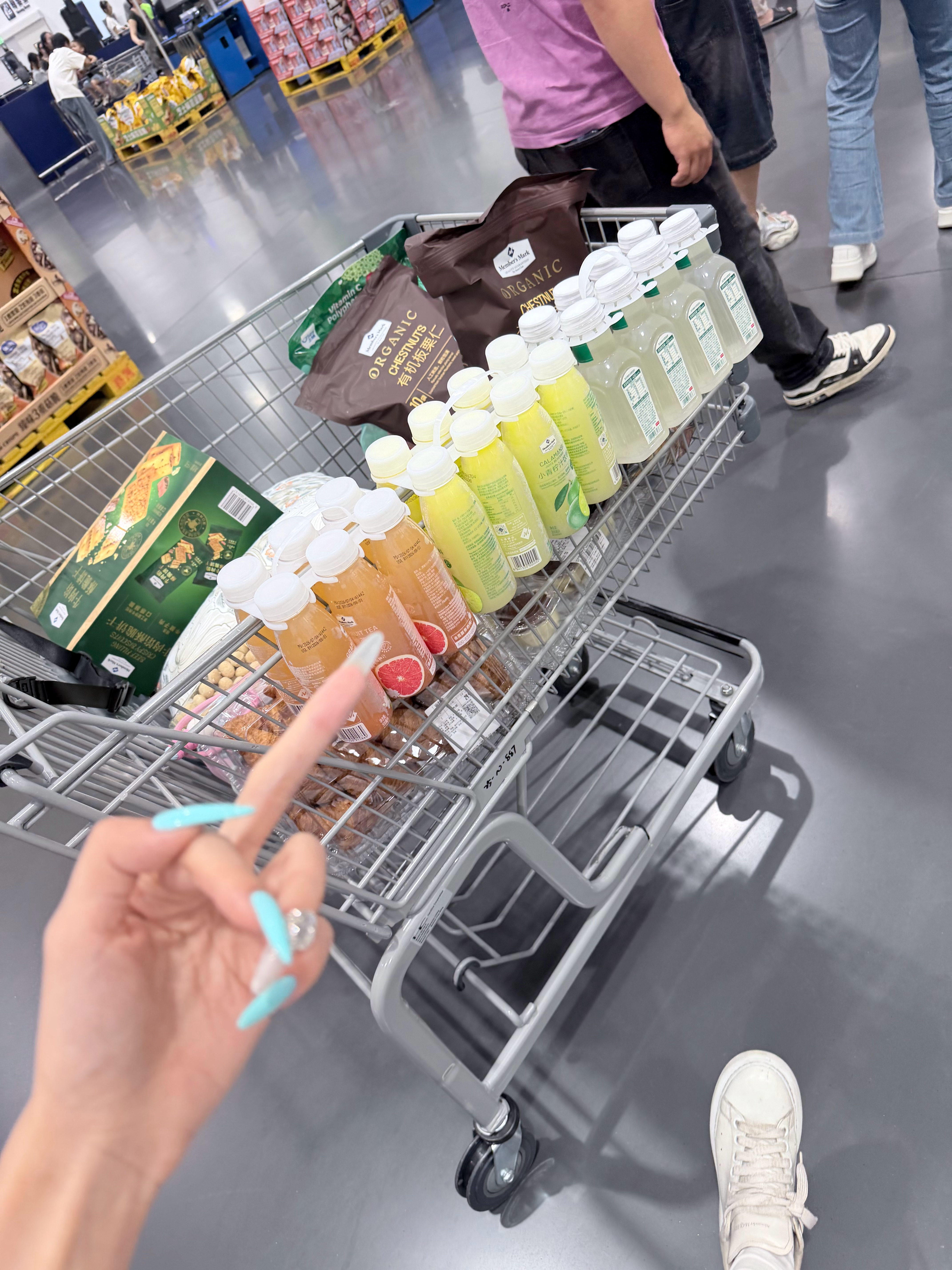 去山姆的标配旁边得挂满一排哈哈哈 ​​​