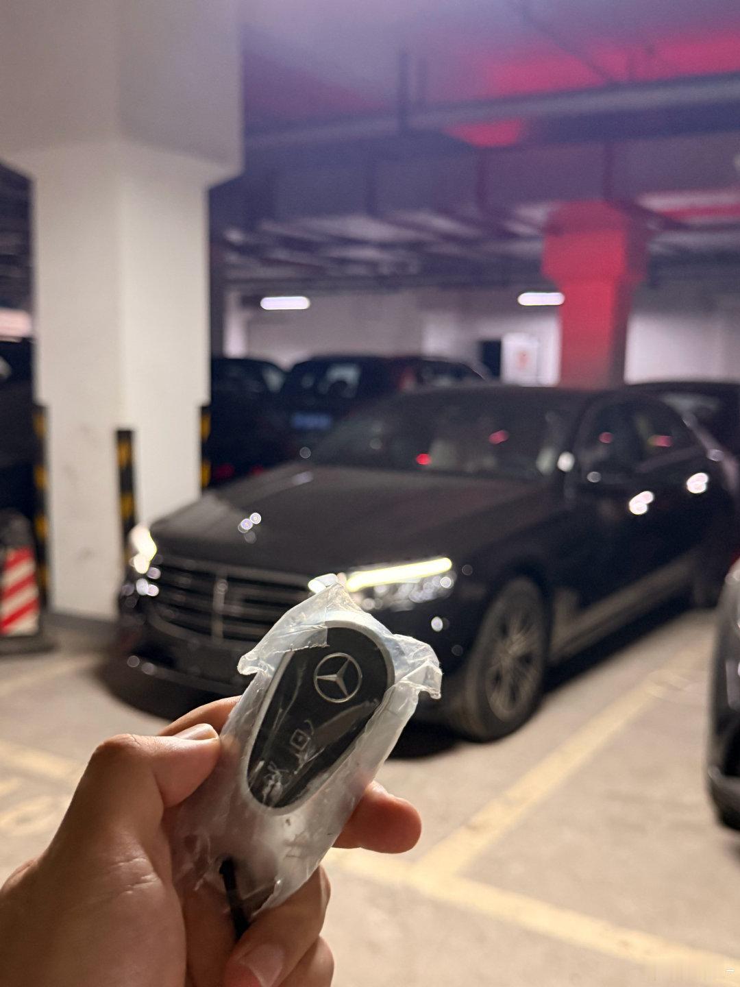 27万多就能提一台奔驰E了（裸车不是落地）
太吓人了[傻眼] ​