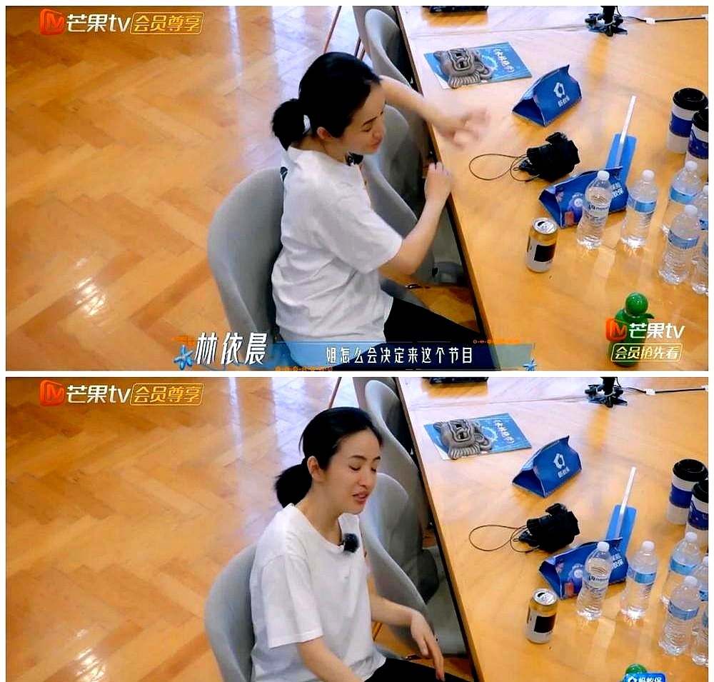 殷桃现在站着连手都不知道往哪放了。一个真人秀，硬是把大满贯视后整不会了。

上个节目，吃顿饭聊个天，站姿穿搭全被拿放大镜盯。几个切片一剪，网上的议论差点把她淹了。

她本来就不是个爱在生活里演戏的人，平时啥样镜头前就啥样。结果这下好，吓得她后来再露面，整个人绷得像根弦，生怕哪句话没说对又惹一身腥。