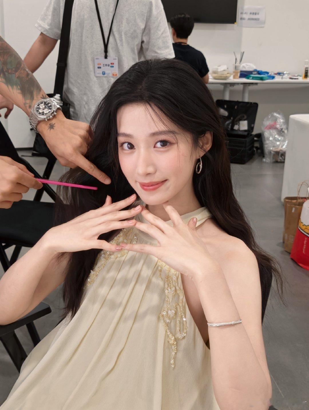 #卢昱晓[超话]# 我的女明星 ​