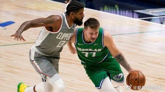 #NBA[超话]##起程nba中国赛2026# 
喜欢小牛（独行侠）的第21年 2021年
20-21 赛季独行侠西部第五，G7东契奇独砍46分7篮板14助攻，孤胆对抗快船双核，最终独行侠111‑126不敌快船，3‑4遗憾出局。
太阳西决4比2击败小卡缺阵的快船，保罗首次圆梦总决赛
总决赛太阳对雄鹿
G5朱霍勒迪抢断布克助攻字母二加 ​