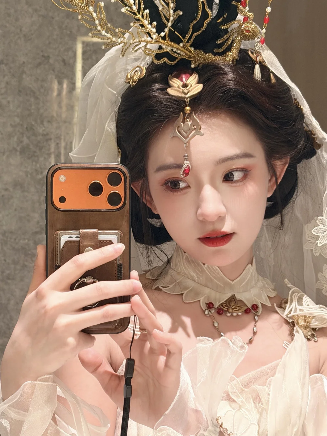新皮肤的几张自拍🤳