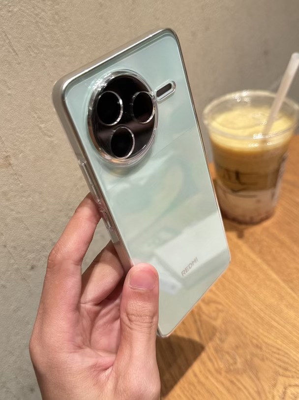 红米K系列不发黄透明壳，简约纯粹很有质感！！