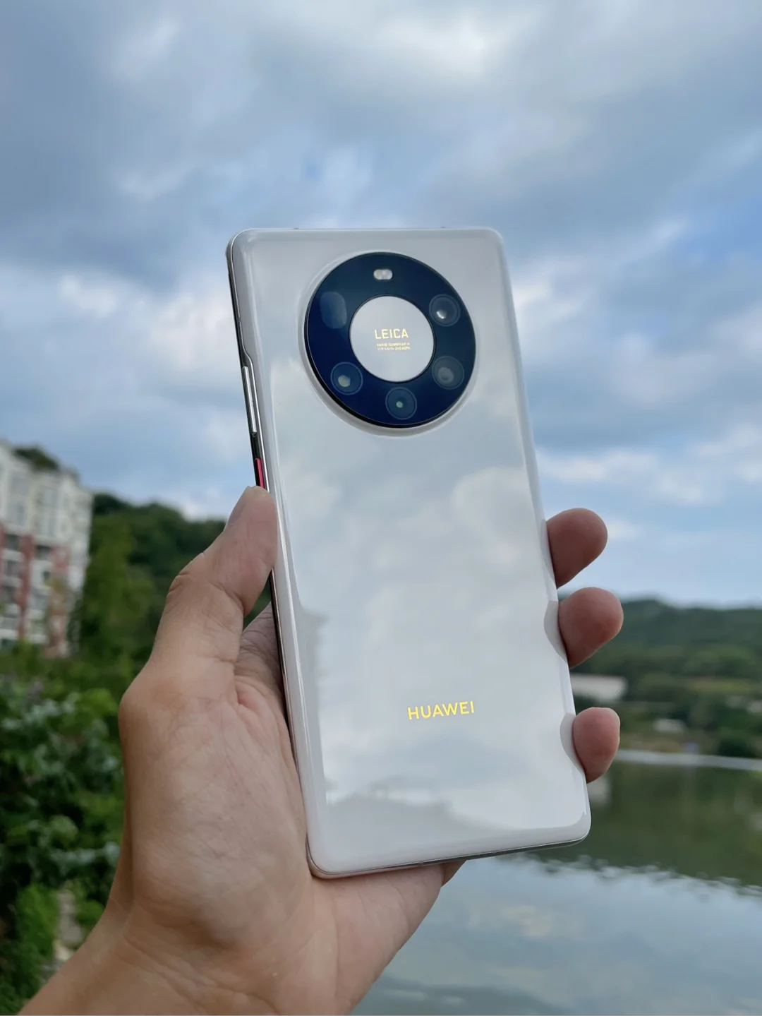很难买？但被我买到了！华为Mate40Pro+