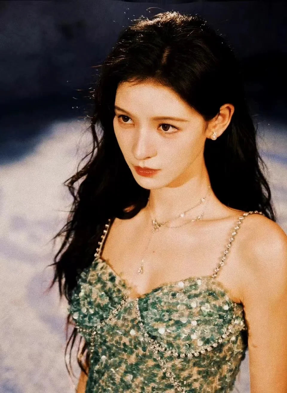 熟男熟女的高端局《池中物》