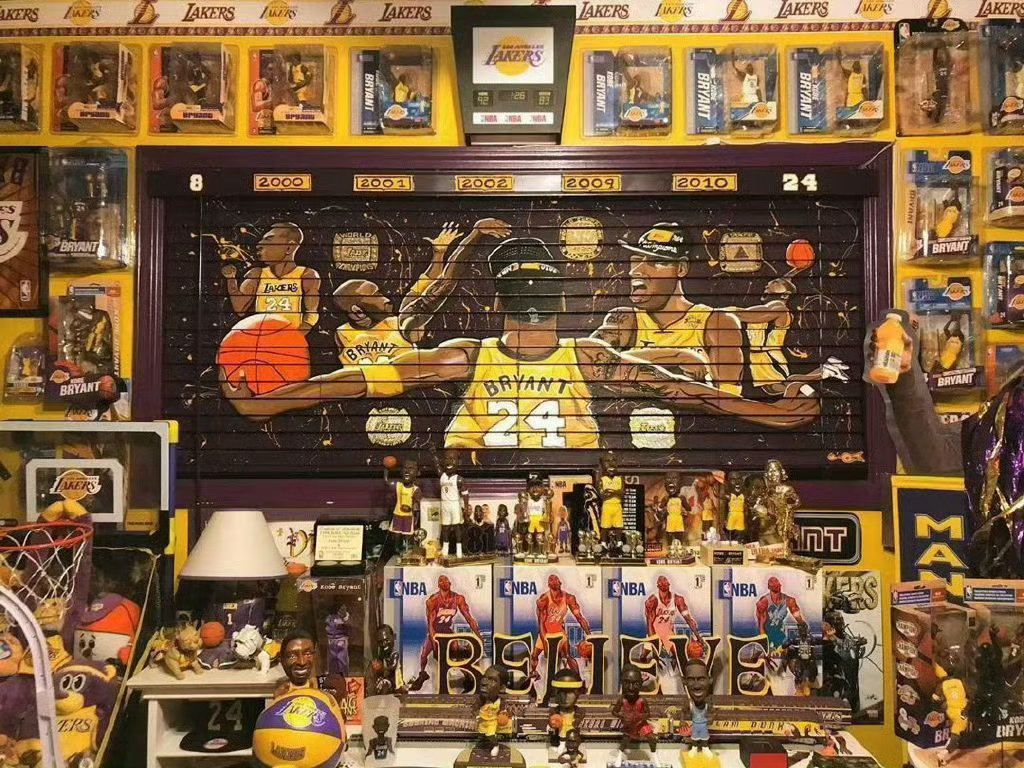 整个世界都弥漫着对你的思念 ….💜💛   ​