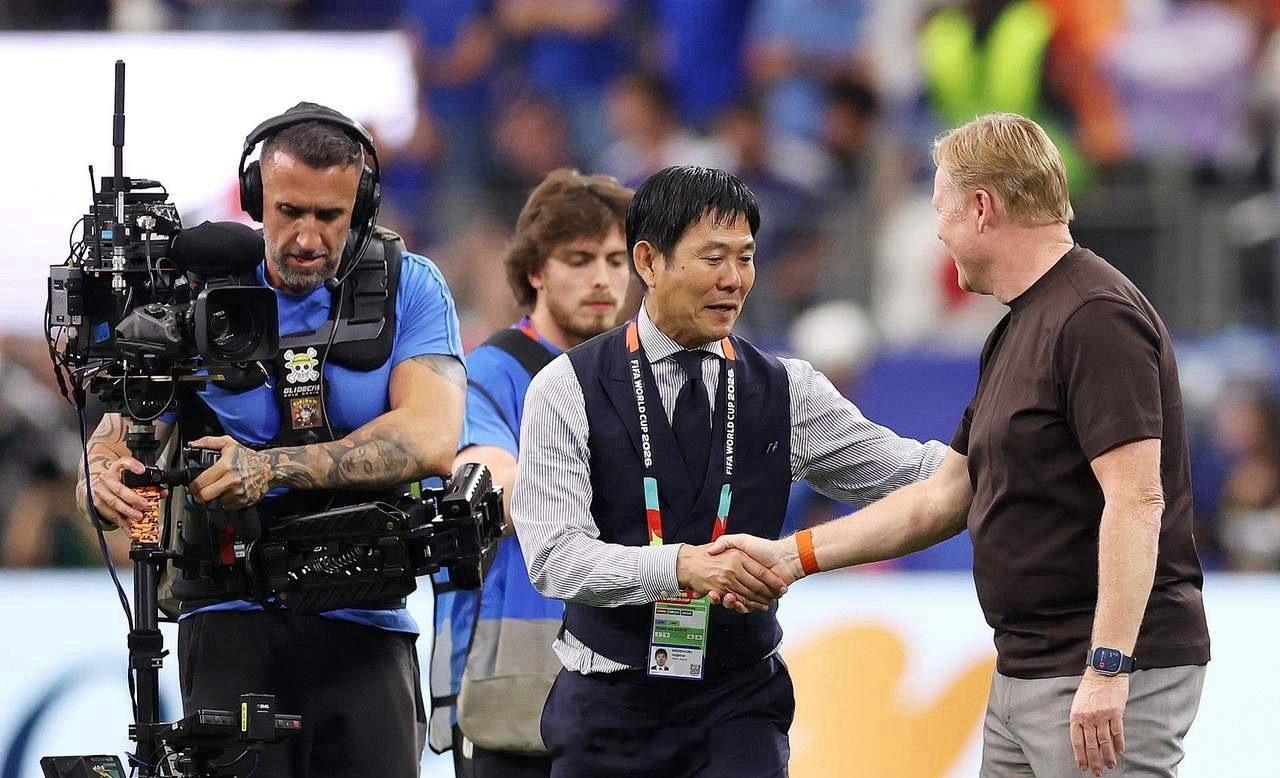 世界杯也兴还债？日本队这下惨了！瑞典队首轮5-1突尼斯，现在1-5输荷...