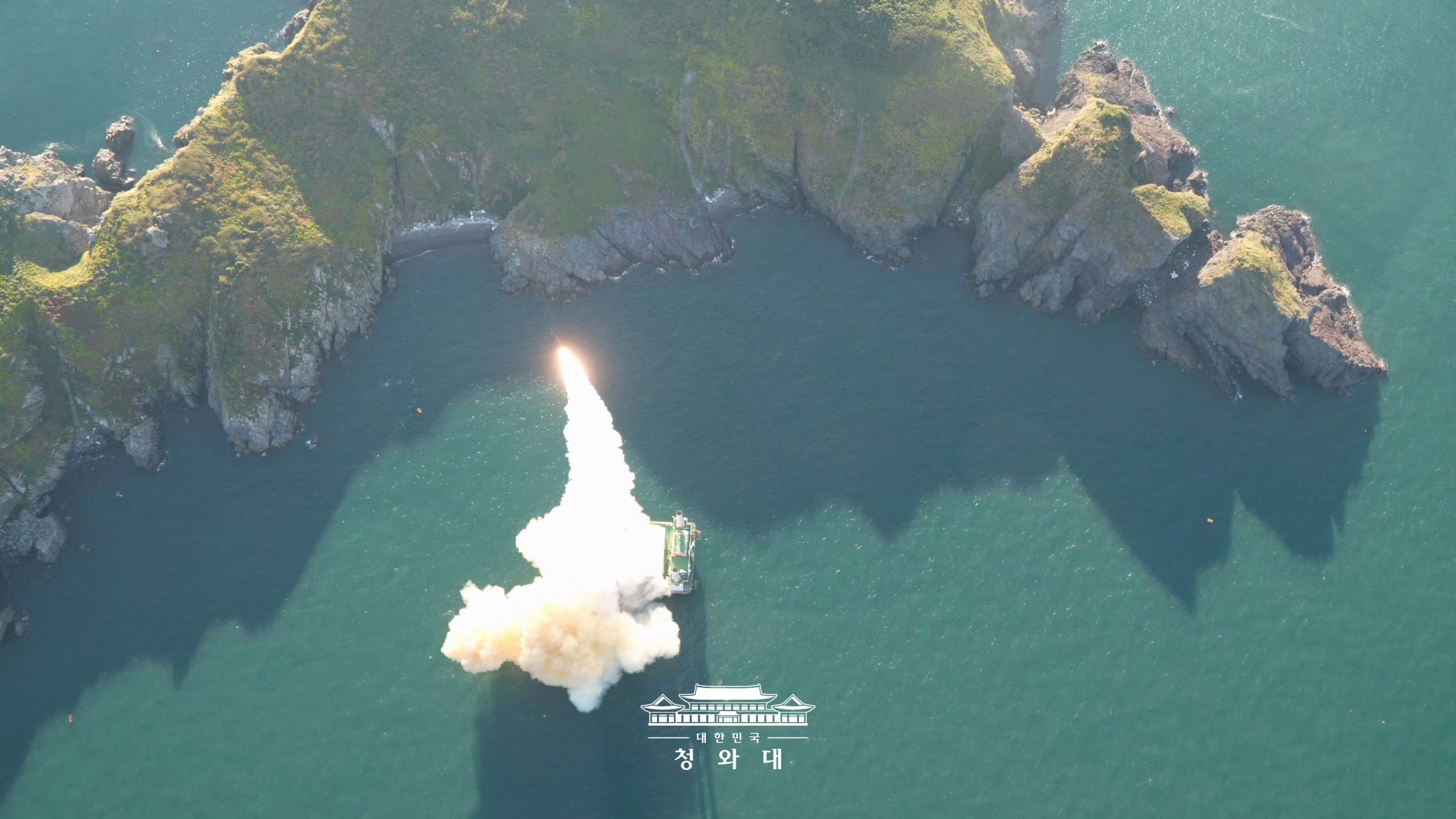 【韩国为什么也能造高超音速导弹？】
 
2026年10月8日，韩国在忠清南道泰安