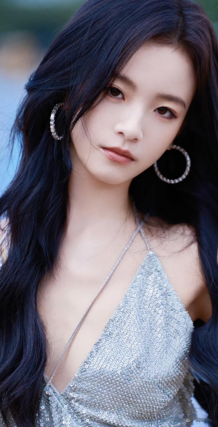李庚希