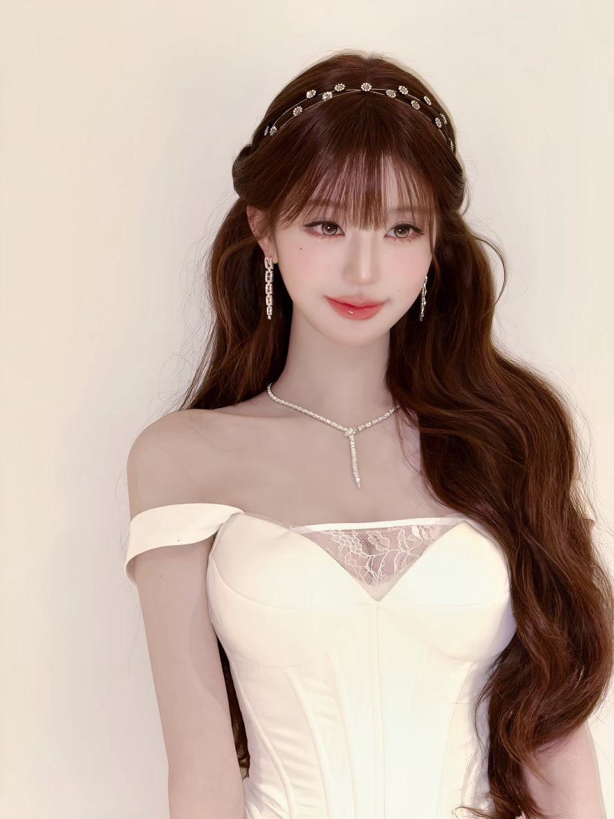 #张元英[超话]#  
我愿为你穿上永恒的白色婚纱🤍#张元英# ​