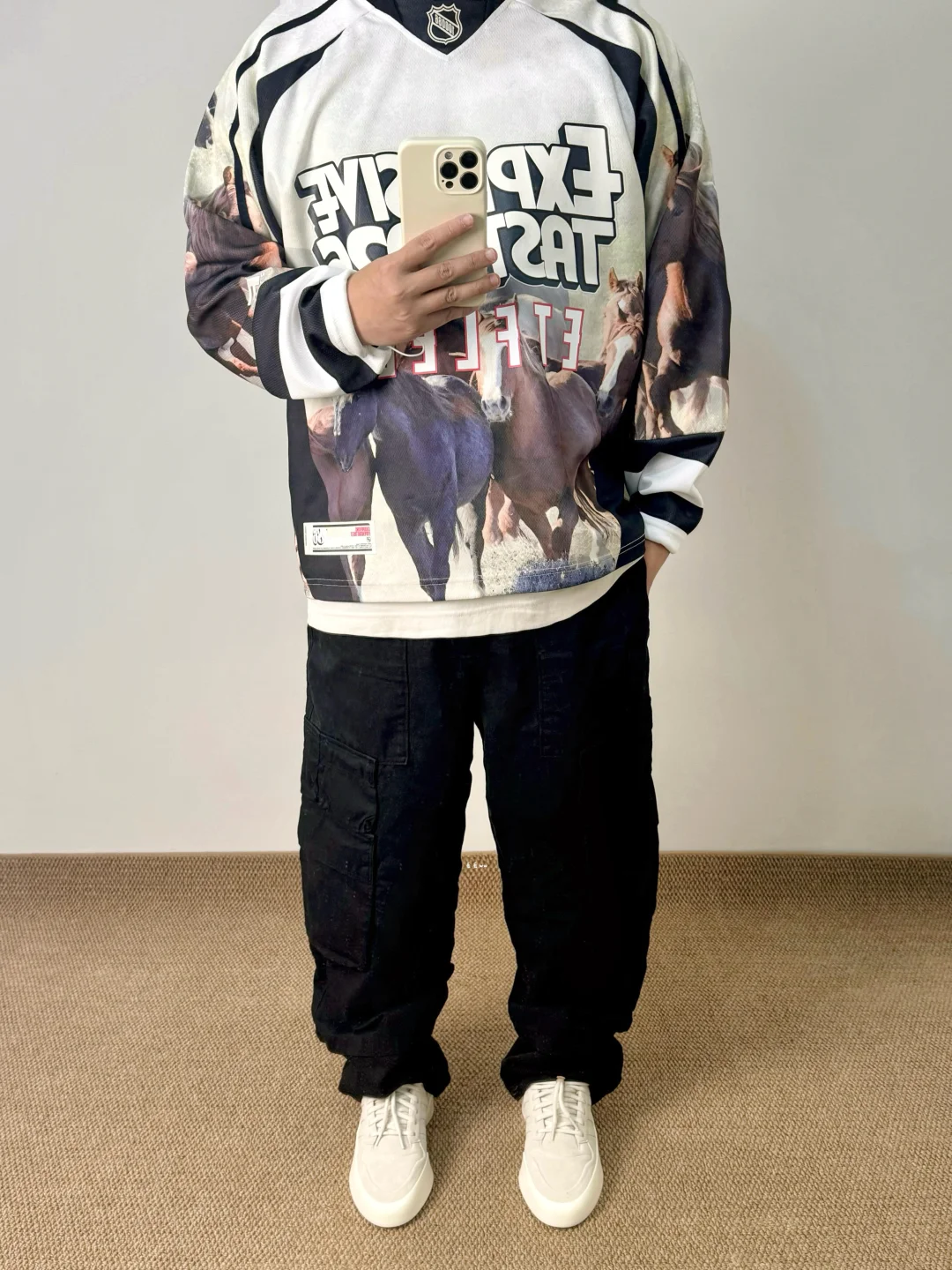 球衣叠穿｜工装裤穿搭