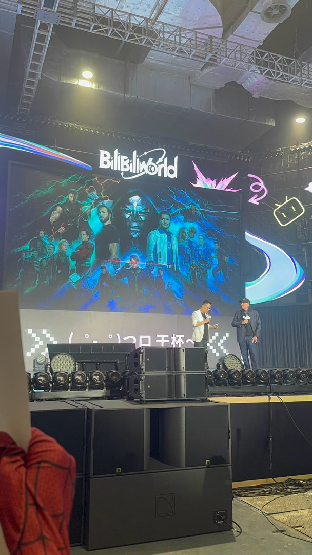 凯文费奇公布了复联5全新海报 ​​​