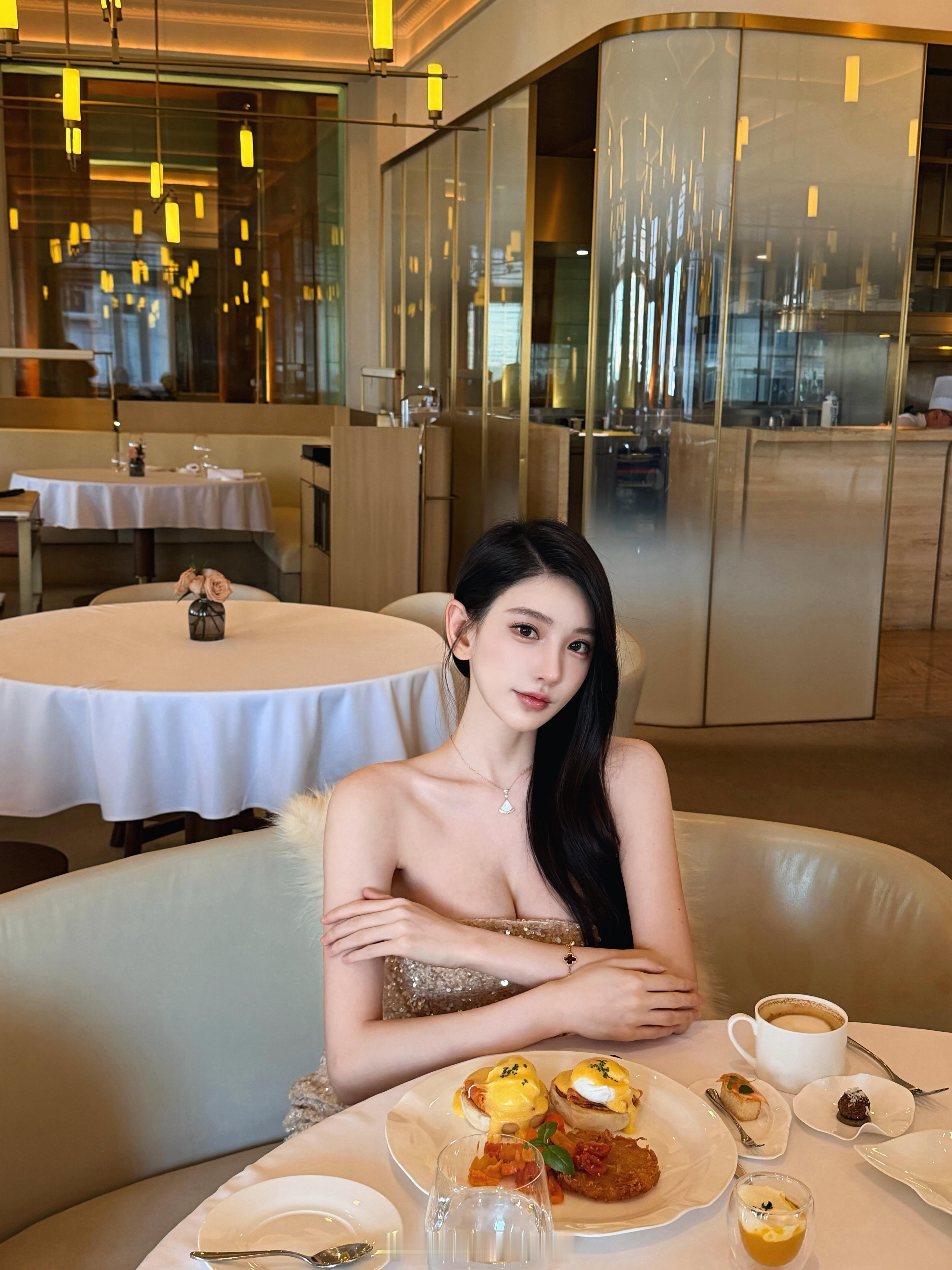 每天开心就会每天漂亮  ​​​