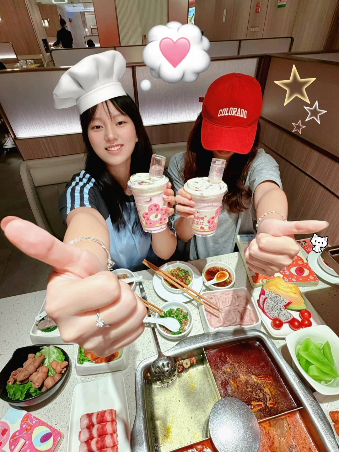 和闺蜜火锅局！被这杯粉色饮品拿捏了！