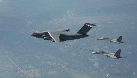 出阵埃及：空4师运/油20A，西部战区空军雾都雄鹰歼16，空降兵空突旅直20KA。。。 ​