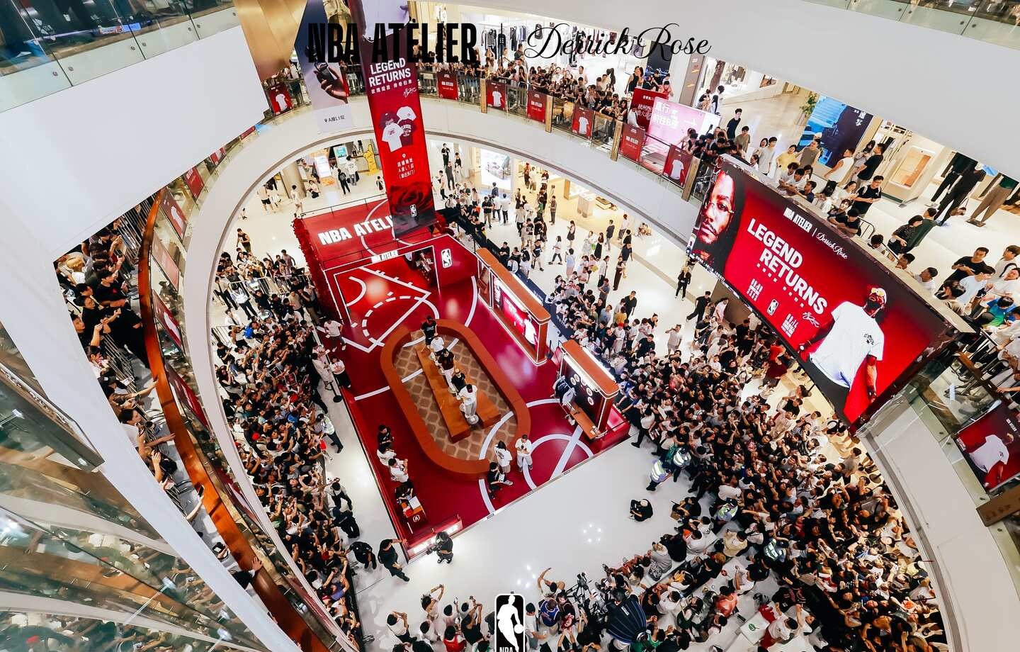 德里克罗斯中国行的杭州站，太坑了！！！
事先声明我是在NBA ATELIER消费了的VIP，所以以下评价仅限于付费体验。我个人感觉，这次付费的体验完全完全没有免费的体验好！！！
	
首先在活动开始之前，我在店铺就已经消费了足够的金额拿到了VIP资格。所以在消费和杭州站入场之前，也多次询问过杭州的销售