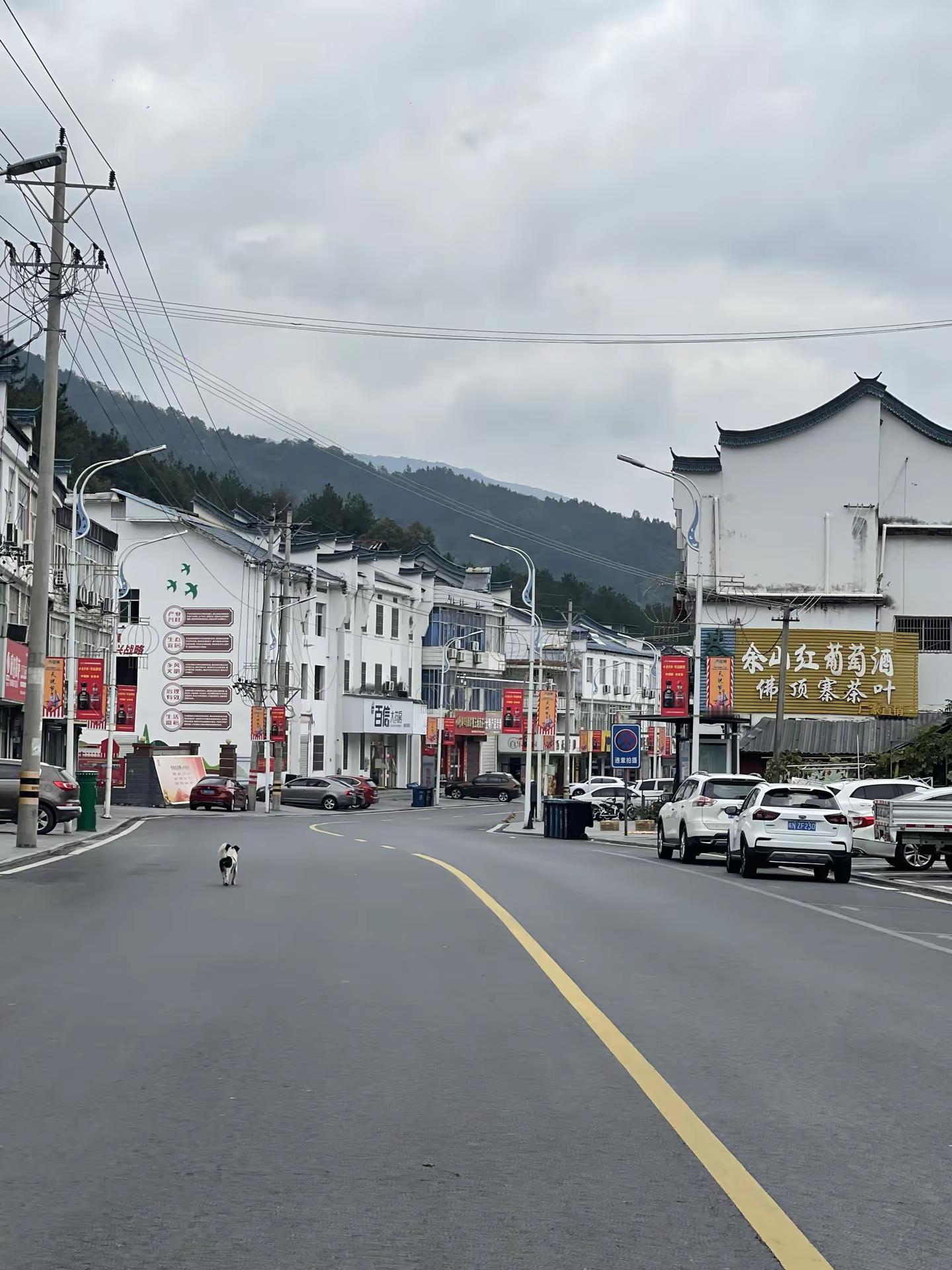 人永远需要两种能力，好好说话和情绪稳定