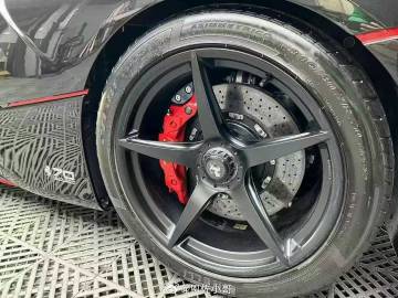 据说敞篷拉法报价7000万了，大家觉得如何？