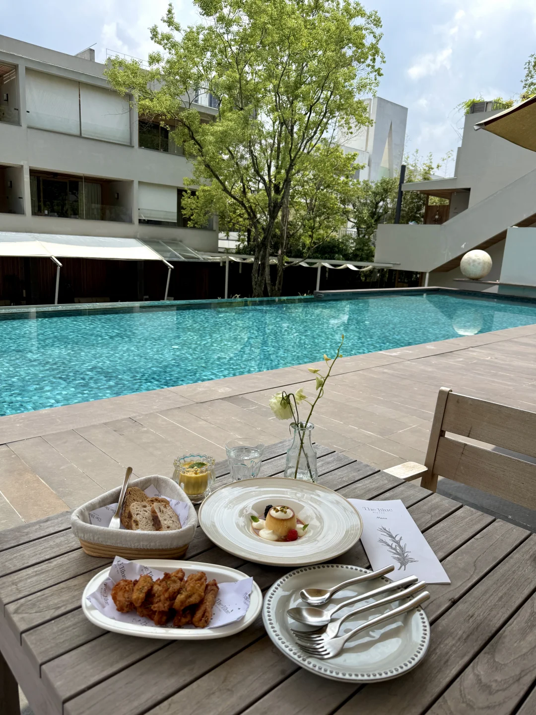 广州看得很贵，实际很非常便宜的漂亮餐厅🍴