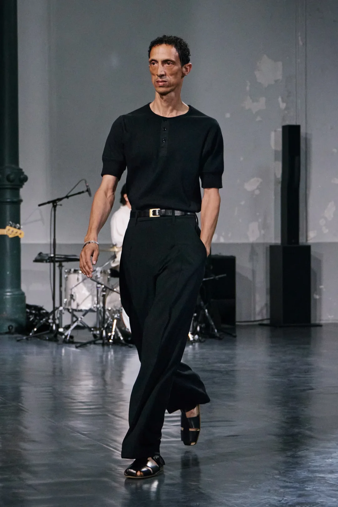 你的衣柜那么满，为什么还是天天没衣服穿？