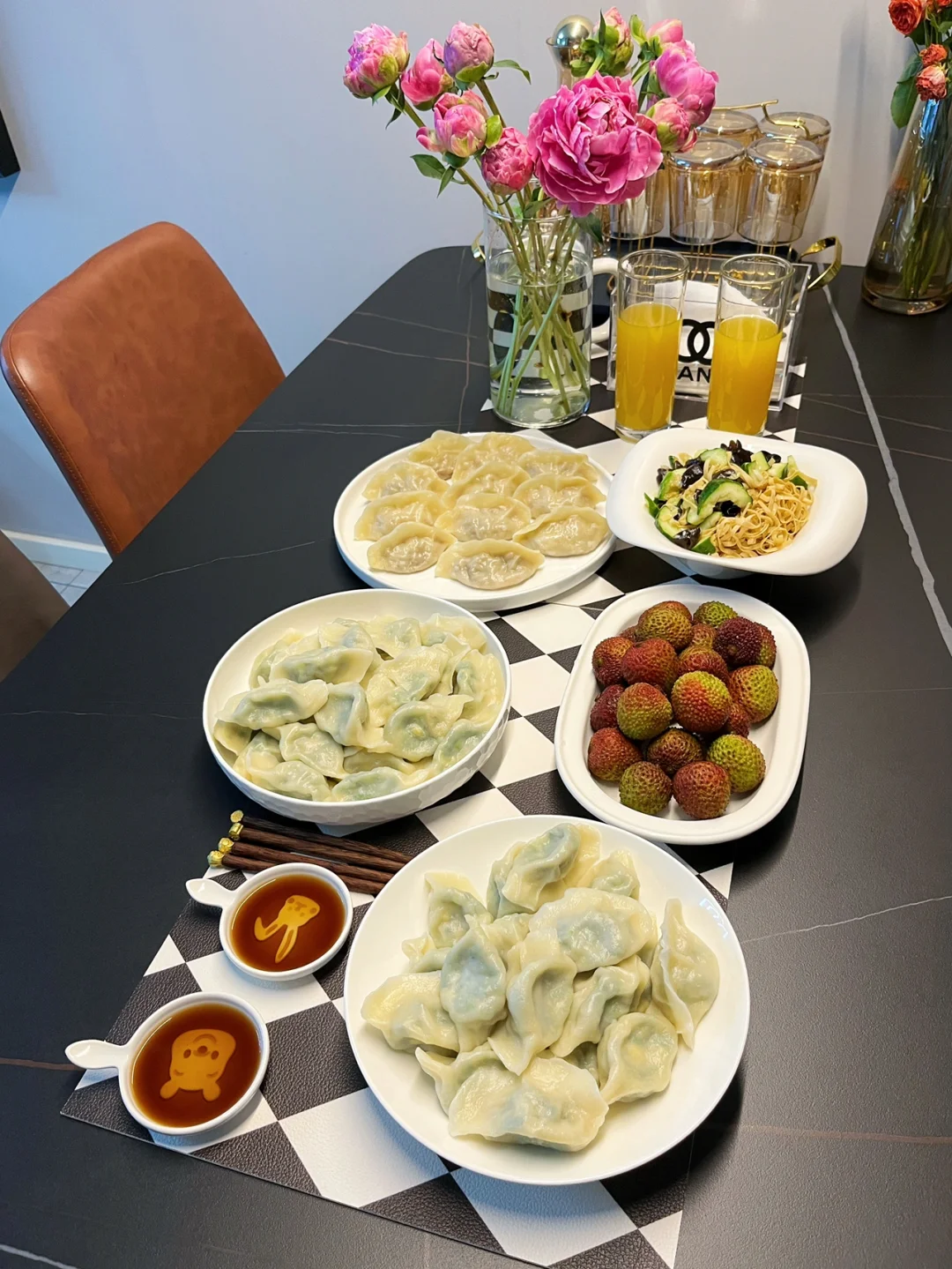 晚餐吃饺子啦～