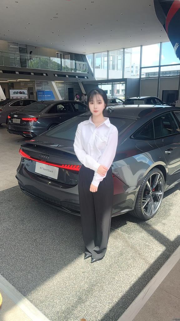 奥迪A7 55 尊享版